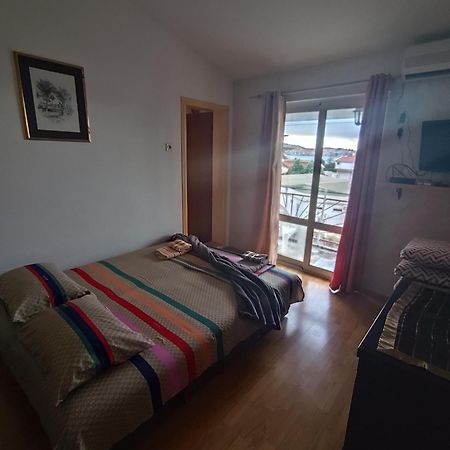Apartments Kalamperovic บาร์ ภายนอก รูปภาพ