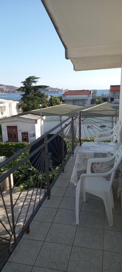 Apartments Kalamperovic บาร์ ภายนอก รูปภาพ