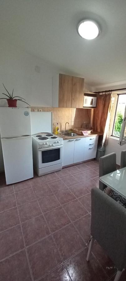 Apartments Kalamperovic บาร์ ภายนอก รูปภาพ