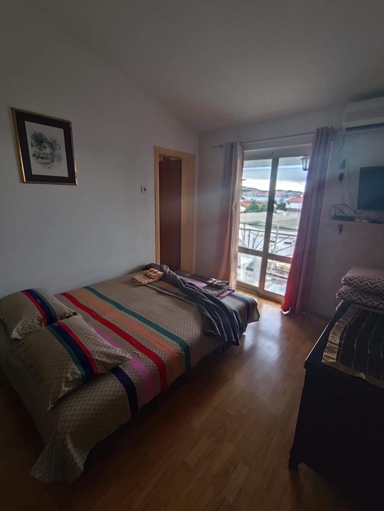 Apartments Kalamperovic บาร์ ภายนอก รูปภาพ